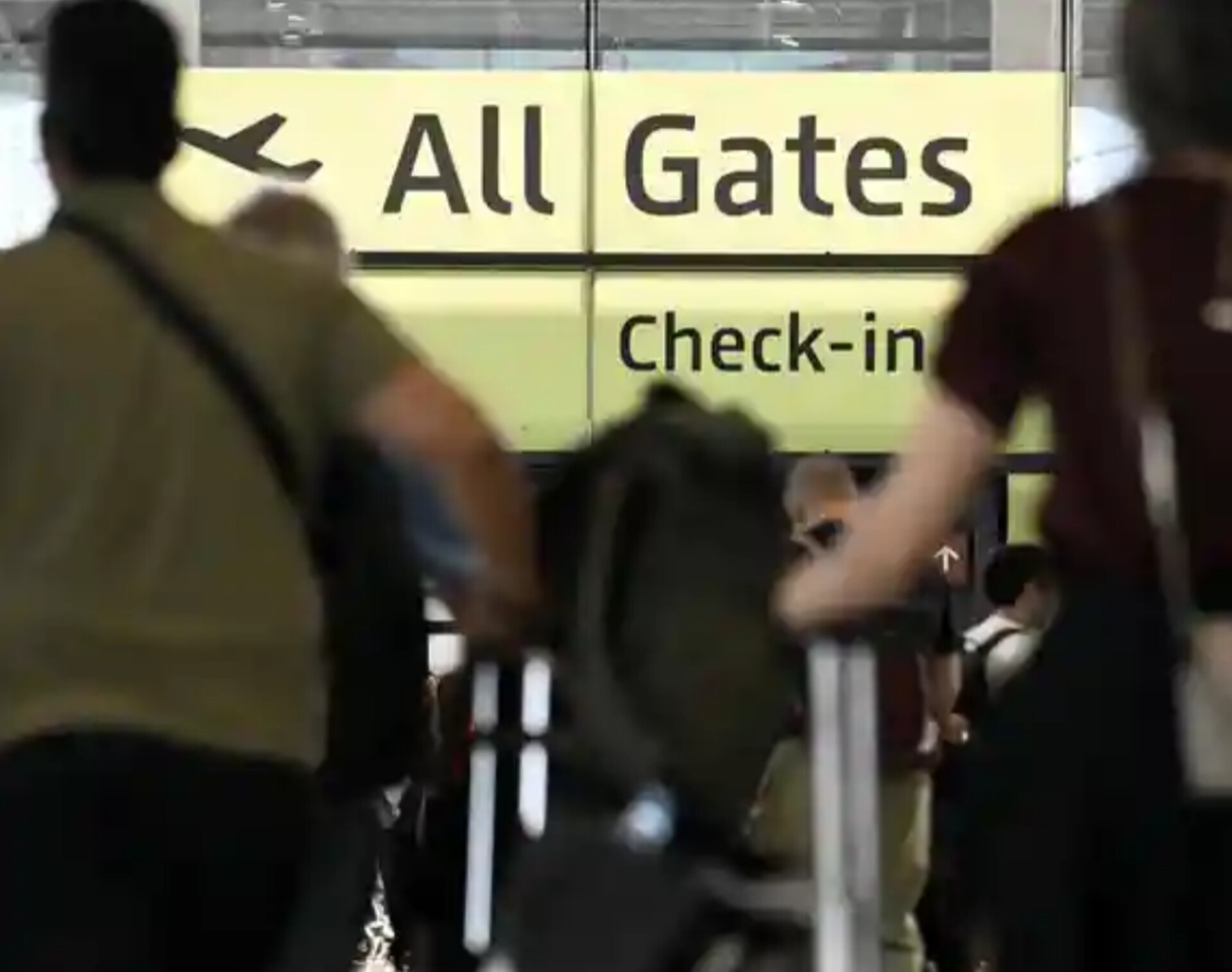 Un detenido por ataques a aeropuertos europeos 