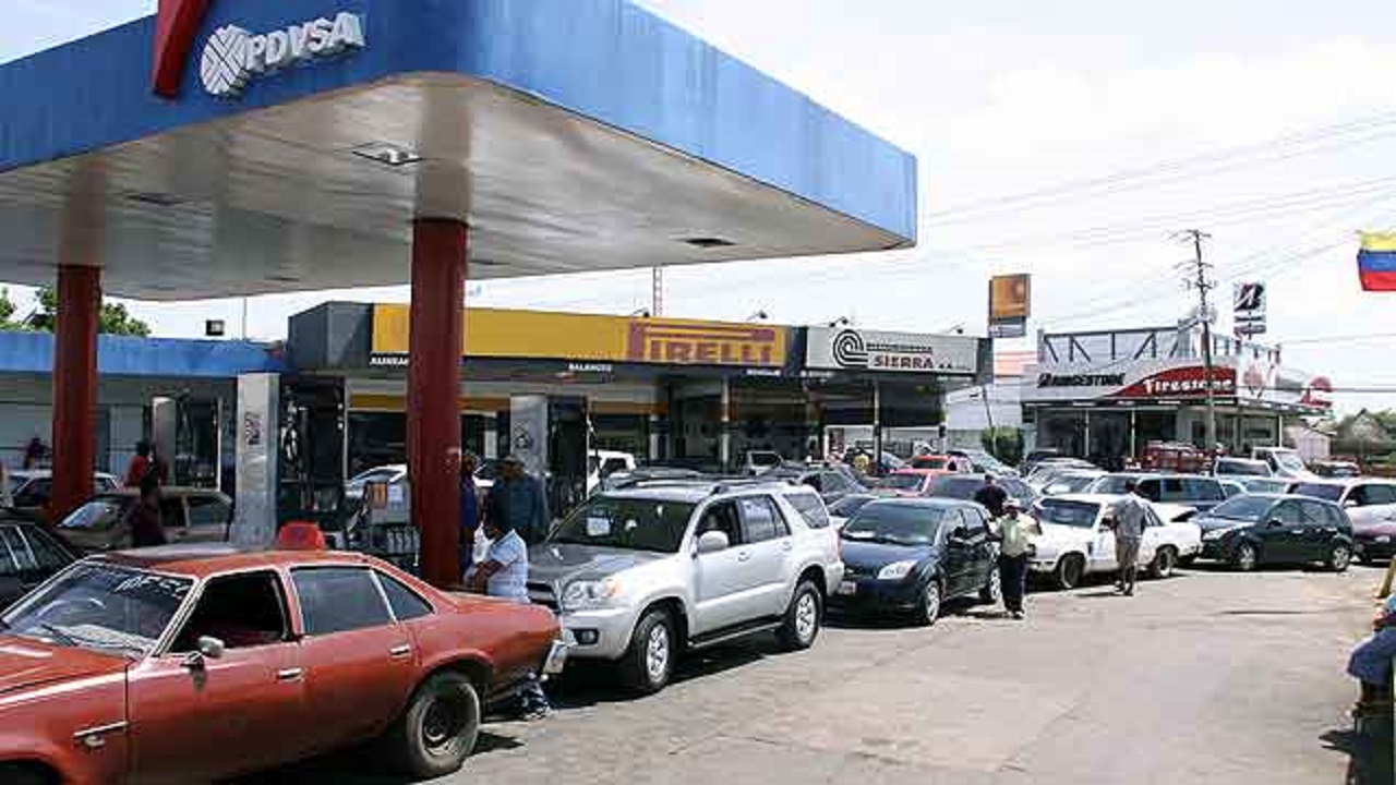 Sindicato exhorta a Pdvsa a habilitar todos los métodos vigentes de pago para el cobro de combustible premium