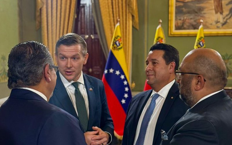 Embajada: Chevron y Venezuela firmaron acuerdo tras visita de funcionario de EE.UU. a Caracas