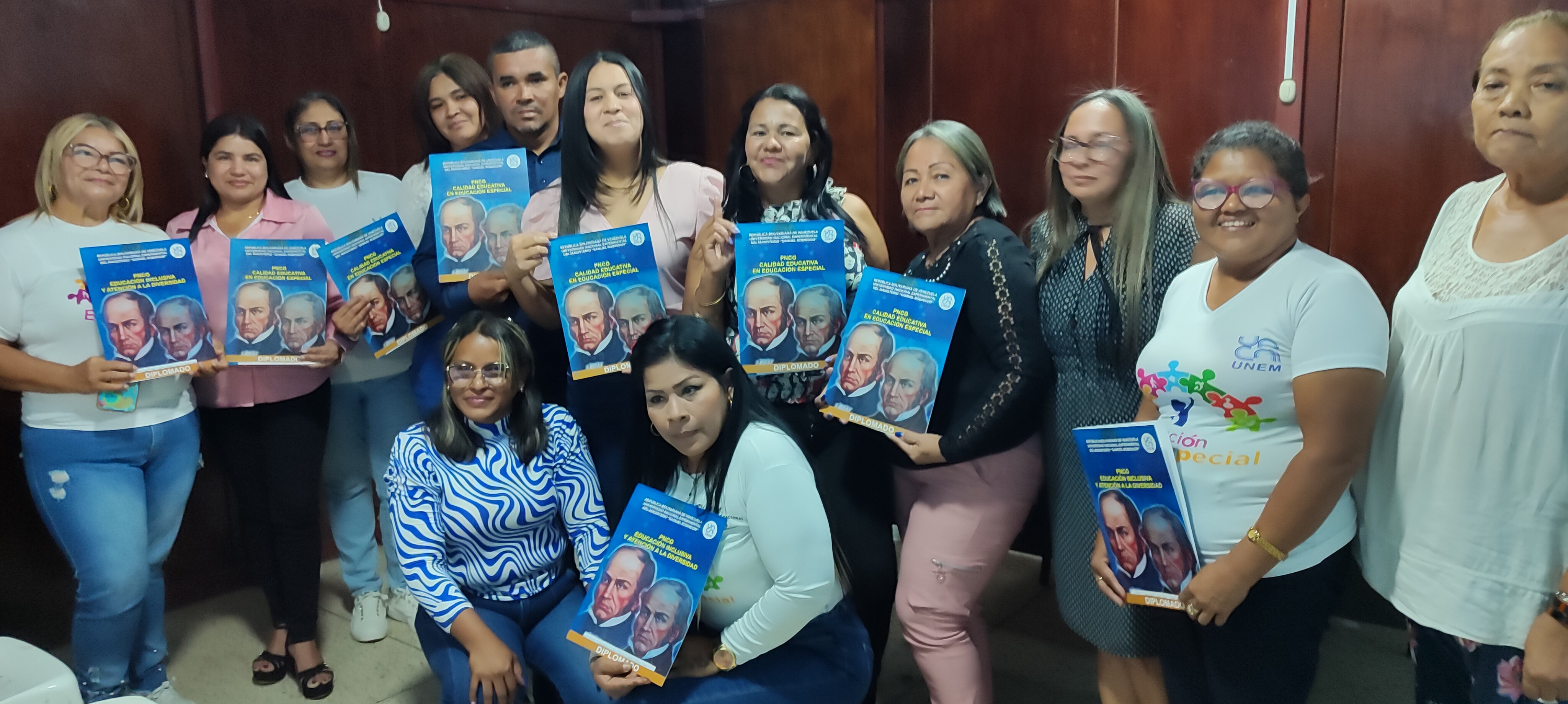 Universidad Samuel Robinson entregó certificados de culminación de diplomado 