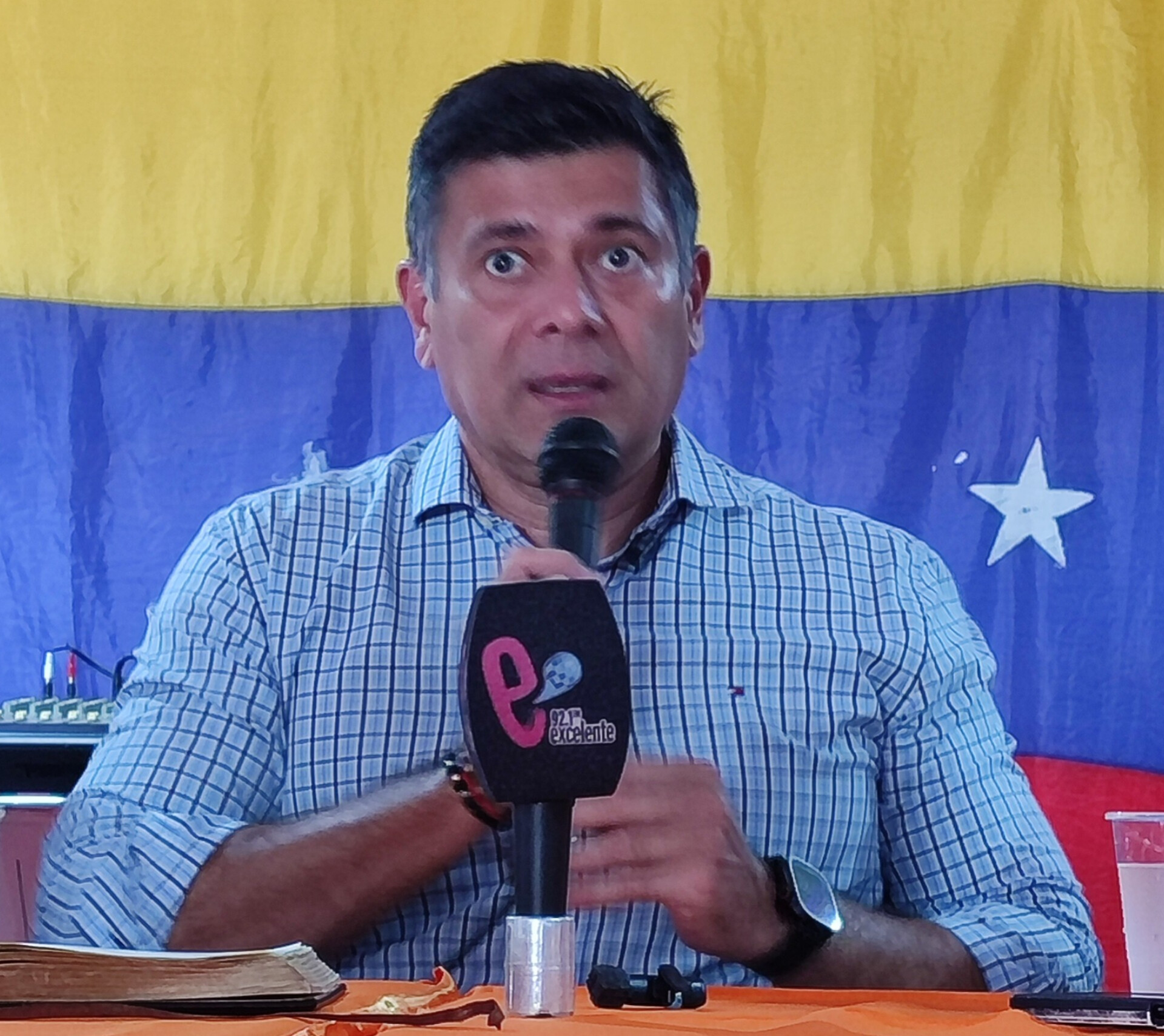 Freddy Superlano sostiene que una elección por si misma no resuelve el problema y se debe dar garantías
